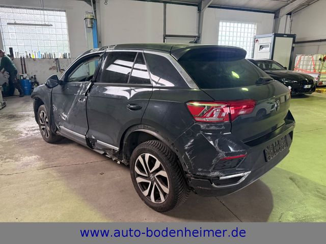 Volkswagen T-Roc 1.0 TSI Active OPF·59.712 km ++Unfall++