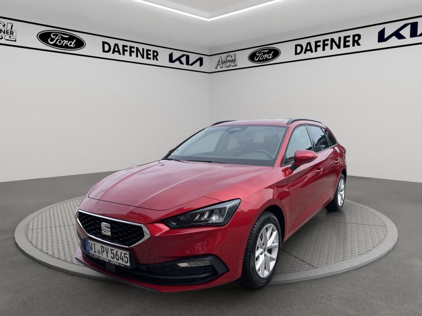 Fahrzeugabbildung SEAT Leon Sportstourer 1.5 Road Edition SpurhalteASS