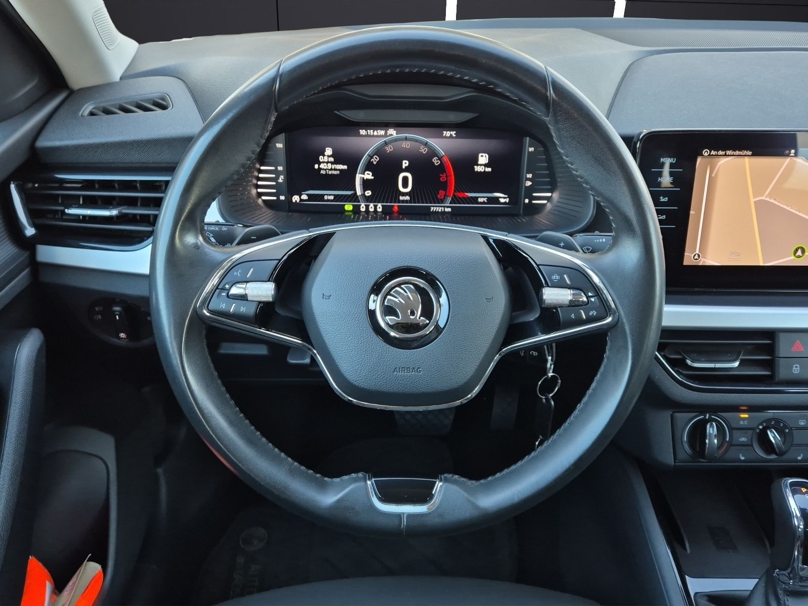 Fahrzeugabbildung SKODA Scala TSI Ambition DSG LED Navi AID GRA PDC SH L