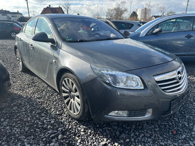 Opel Insignia A Lim. Cosmo 4x4 AUTM*SD*NAVI*ZYLINDERK