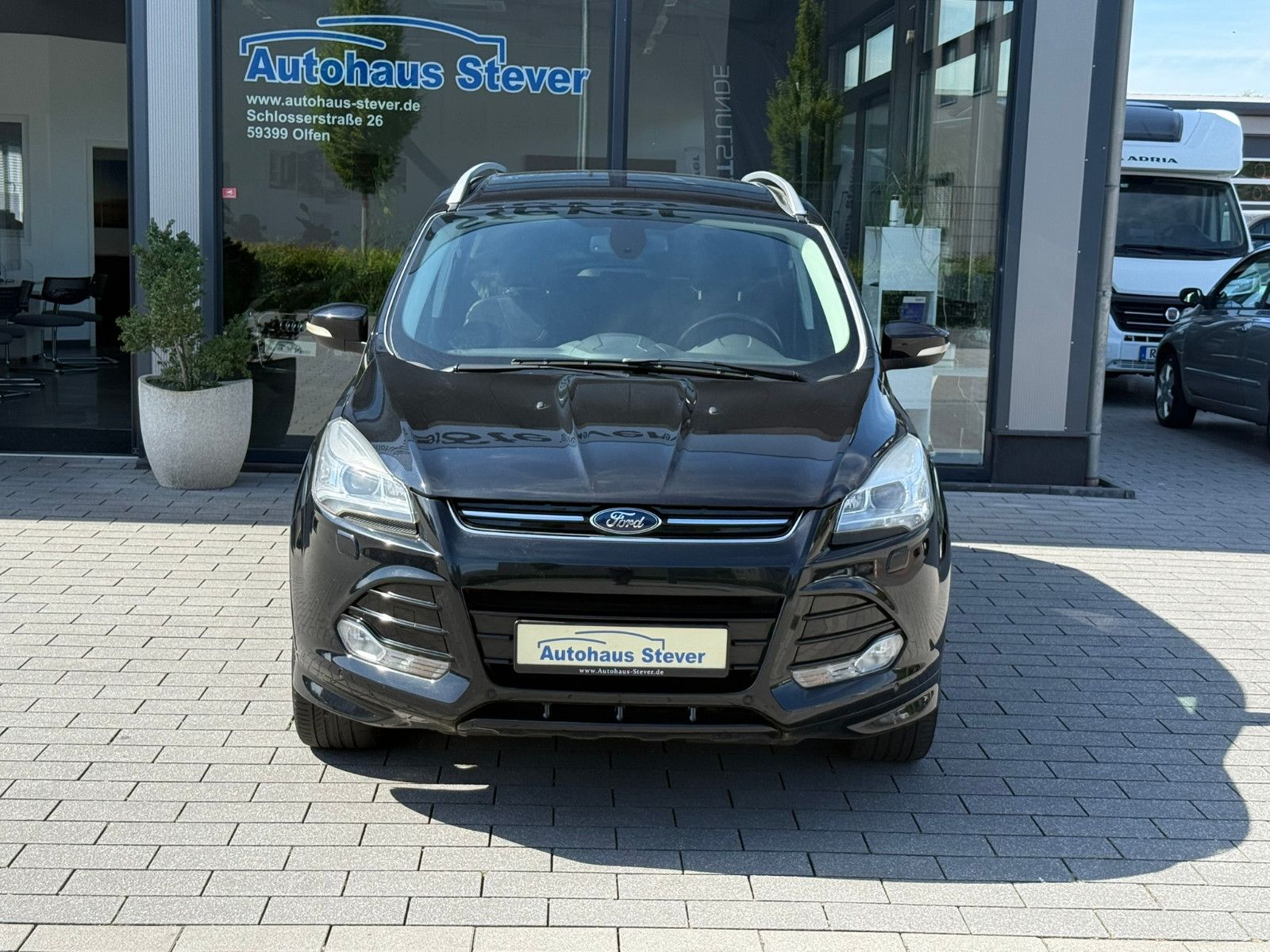 Fahrzeugabbildung Ford Kuga Individual KLIMAAUTO SITZHEIZUNG AHK