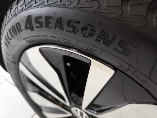 Fahrzeugabbildung Volkswagen T-Roc 1.5 TSI OPF DSG Goal LED-PLUS NAVI ACC RÜC