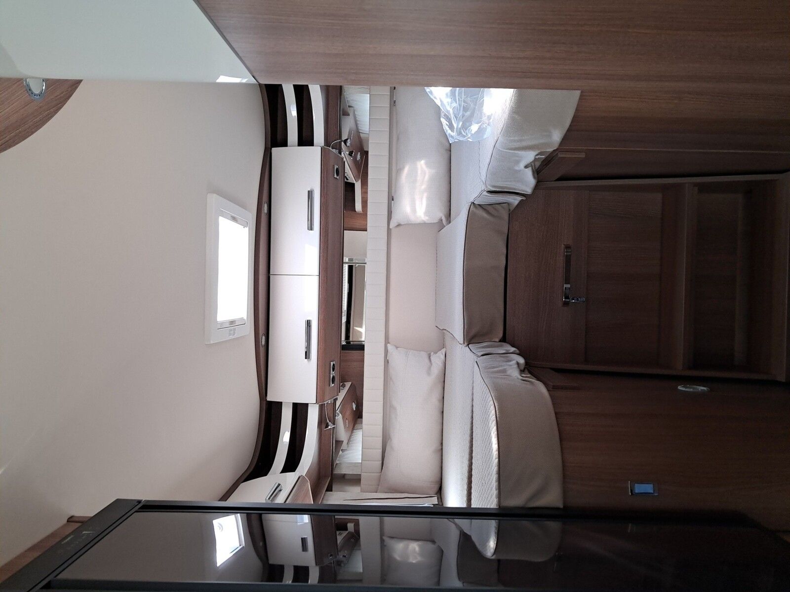 Fahrzeugabbildung Carthago c-tourer I  141 LE Solar,SAT,Veloslide,Markise