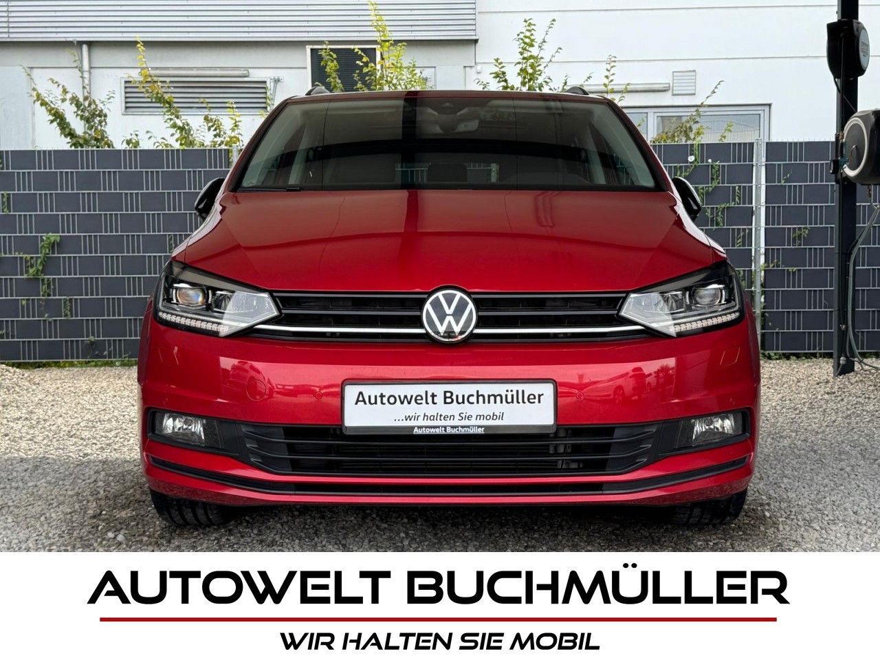 Gebrauchtwagen Volkswagen Touran Touran 2.0 TDI DSG,7-SITZE,PANO,KAMERA,LEDER,AHK in Nersingen