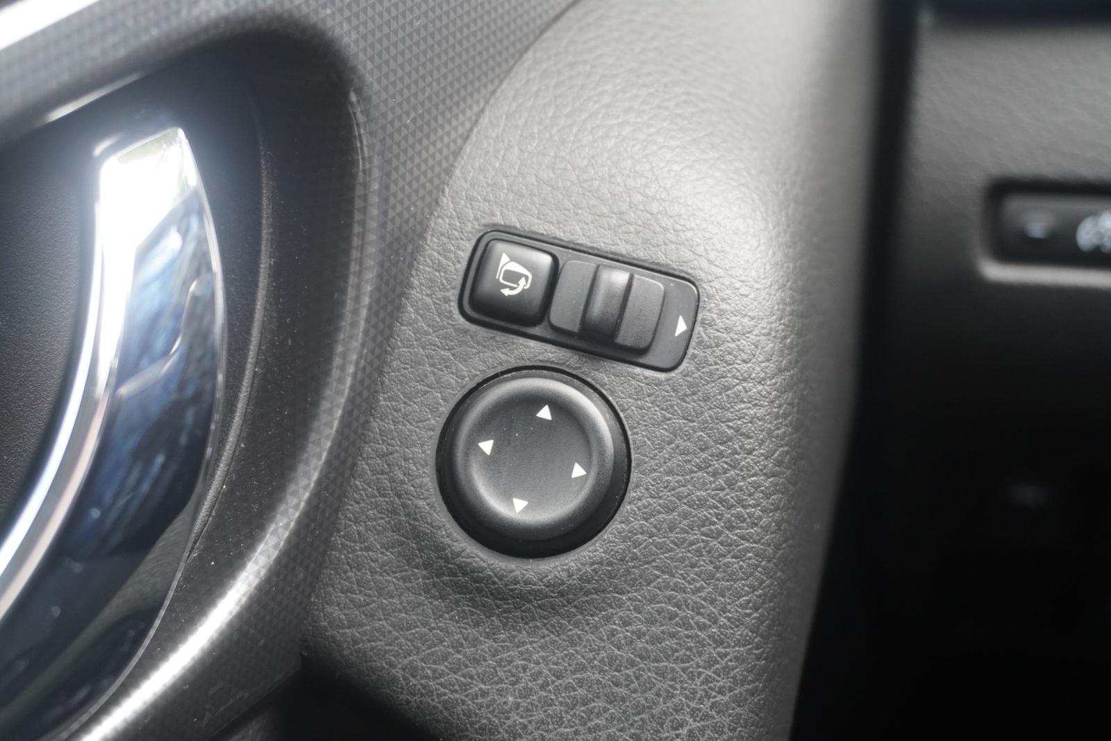 Nissan Qashqai 1.6 N-Connecta 360° Spurhalte Tempomat