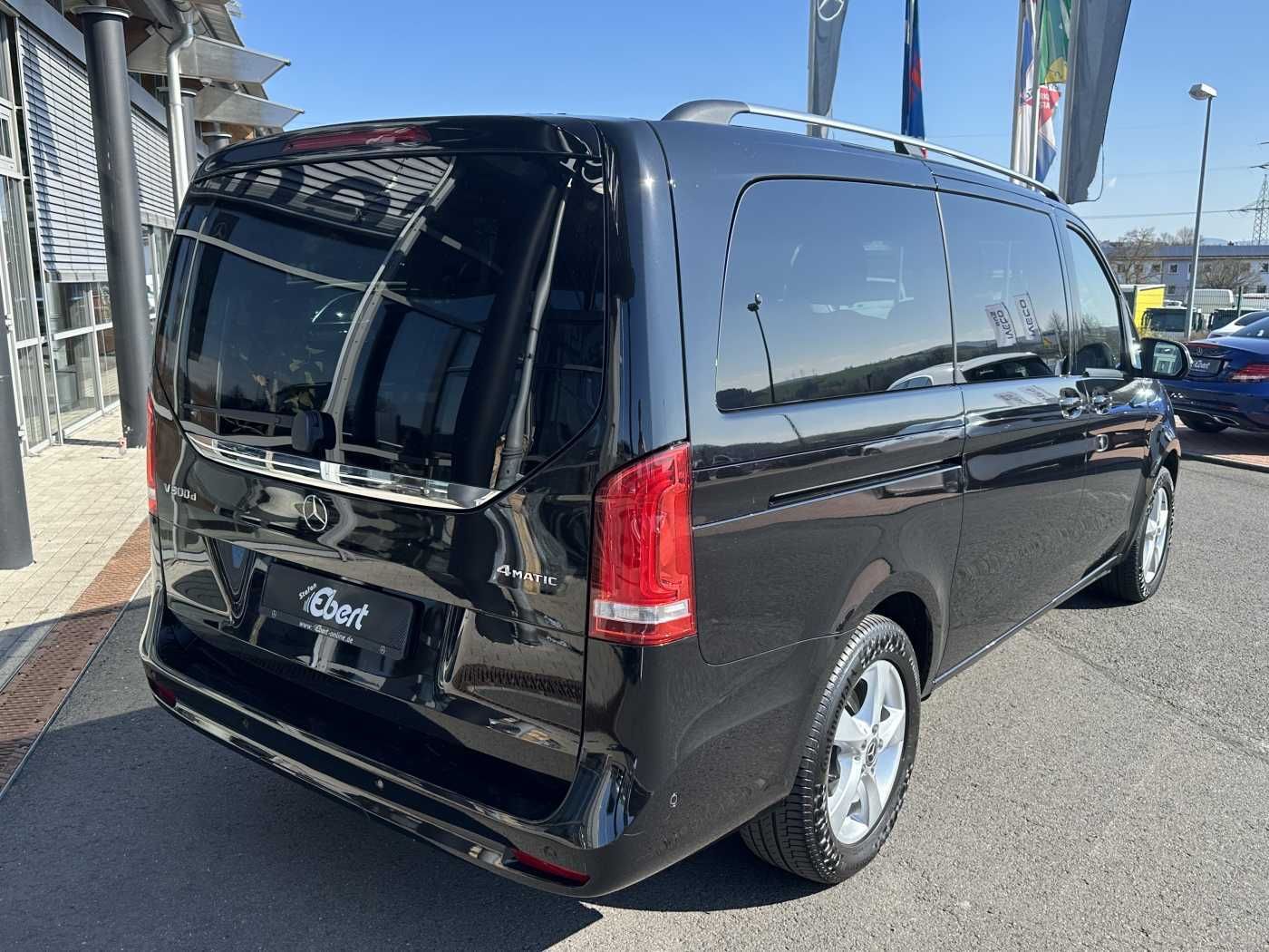 Fahrzeugabbildung Mercedes-Benz V 300 d AVA ED 4MATIC AHK2,5to Standheiz 360Kam