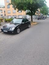 Mercedes-Benz 220 - Mercedes-Benz 220 aus 2006