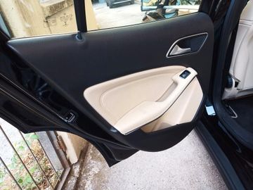 Mercedes GLA 220 - 12