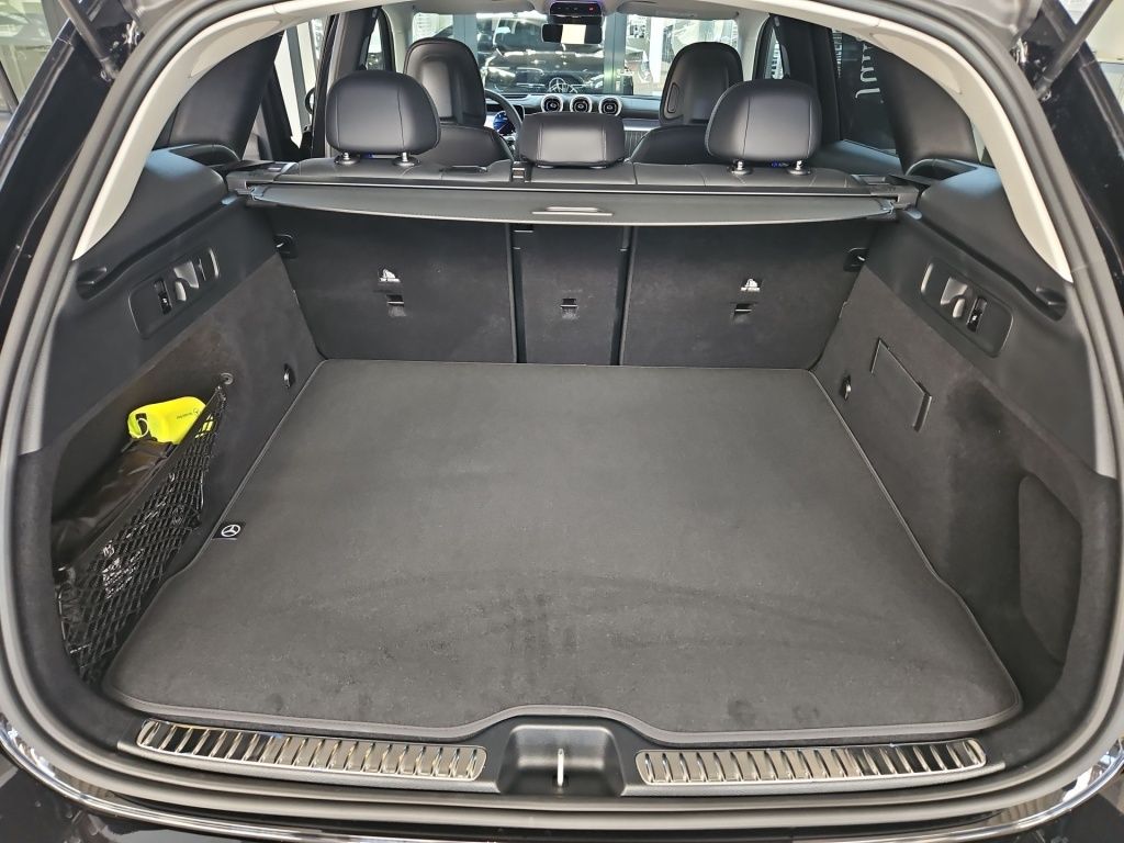 Fahrzeugabbildung Mercedes-Benz GLC 200 4M +AMG+NIGHT+MULTI+SITZKLIMA+HEAD-UP+