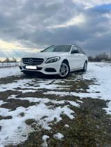 Mercedes-Benz C220 CDI Avantgarde*HUD*Pannodach* uvm.  - Mercedes-Benz 220 aus 2015