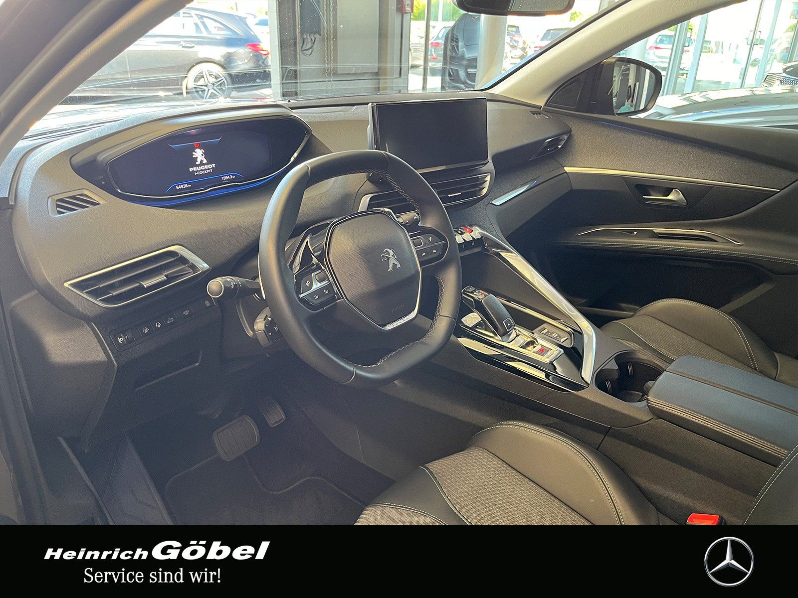 Fahrzeugabbildung Peugeot 3008 1.5 BlueHDi 130 Allure Pack AHK+NAVI+KAMERA