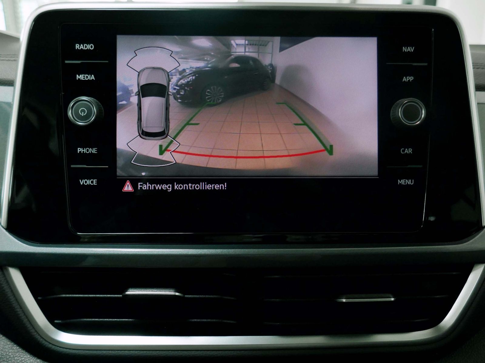 Fahrzeugabbildung Volkswagen T-Roc Style 2.0 TDI DSG | LED RFK ACC
