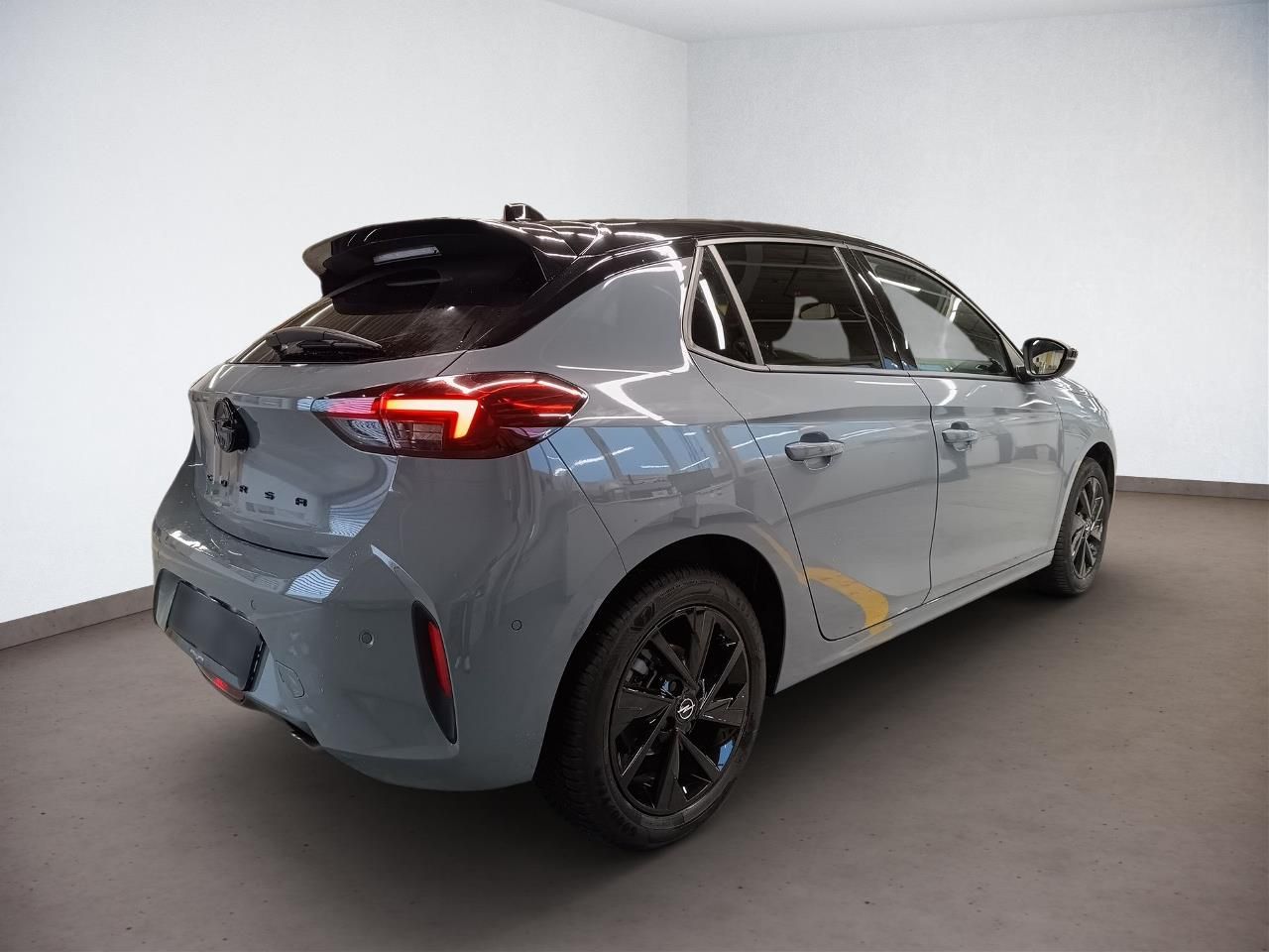 Fahrzeugabbildung Opel Corsa GS 1.2 Turbo 74KW Automatik