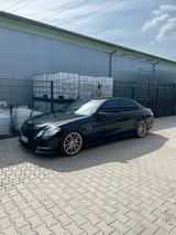 Mercedes-Benz Mercedes Benz W212 E500 V8 Biturbo / Tausch - gebrauchte Mercedes-Benz E 500 aus dem Jahr 2012