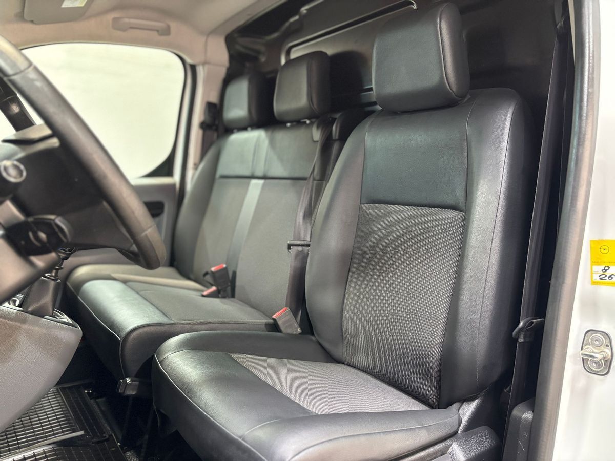 Fahrzeugabbildung Opel Vivaro 2.0 D Edition L3 #2x Sortimo#Klima#Kamera