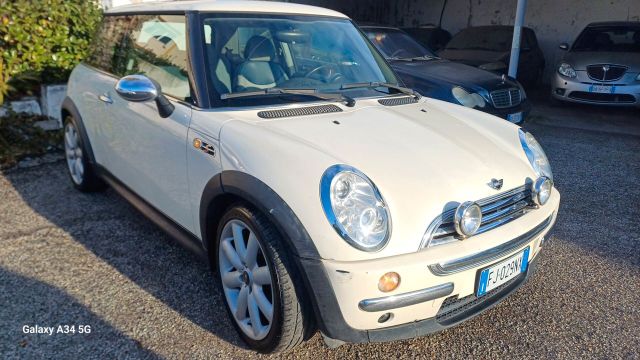 MINI Mini Mini 1.4 tdi One D de luxe