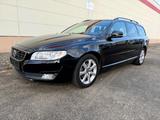 Volvo V70 D3 Aut. Linje Svart - Volvo V70 mit Diesel-Antrieb