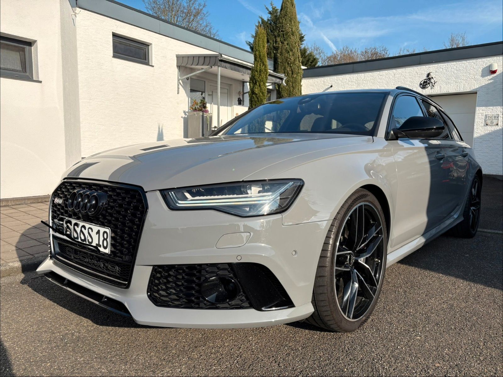 AUDI RS6 performance Ceramik/LED/305 km/h