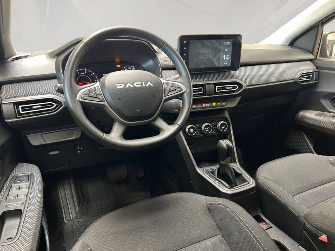 Fahrzeugabbildung Dacia LOGAN TCe 90 1.0