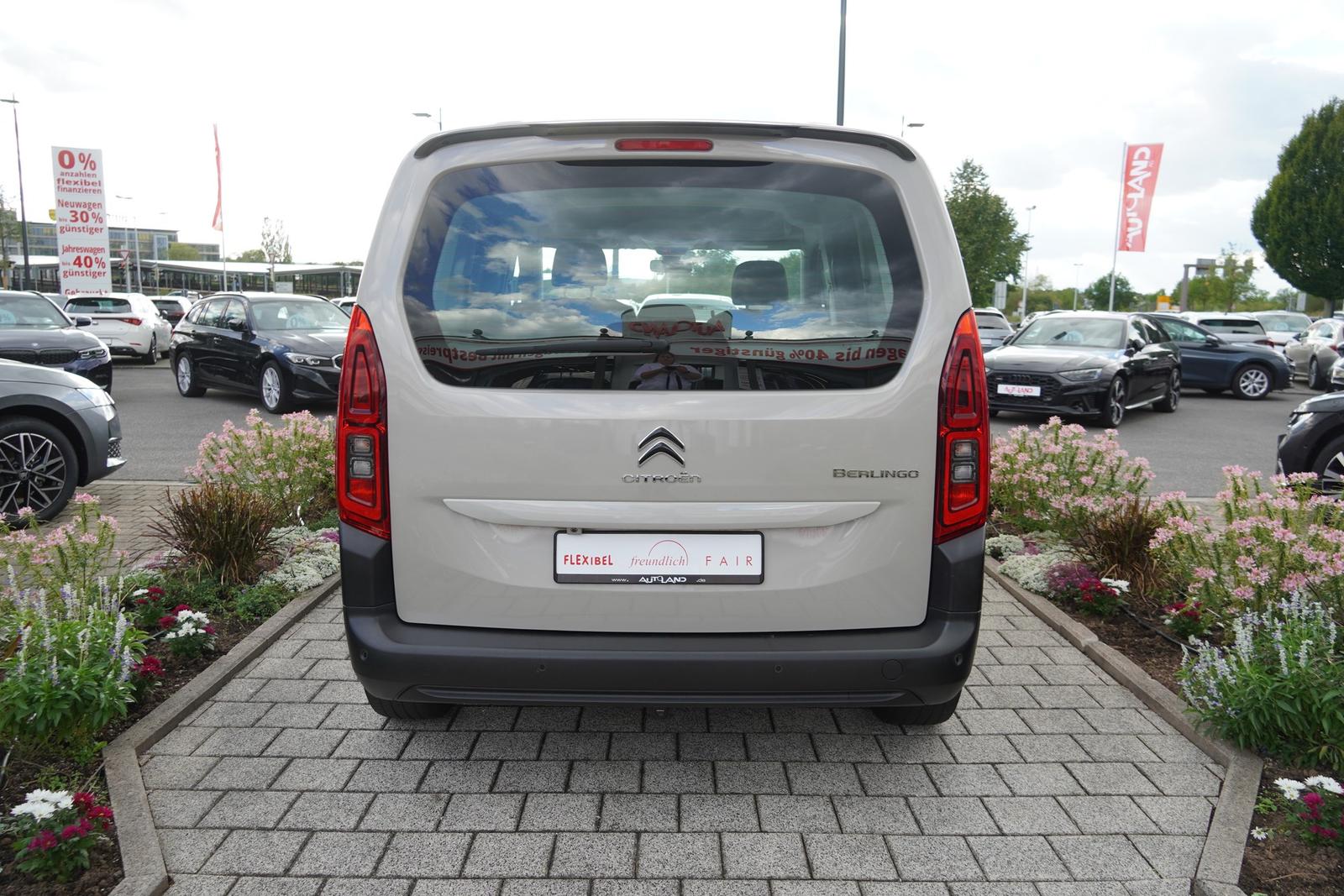 Citroën Berlingo 1.2 12V e-THP MPV Feel M AHK 360° DAB