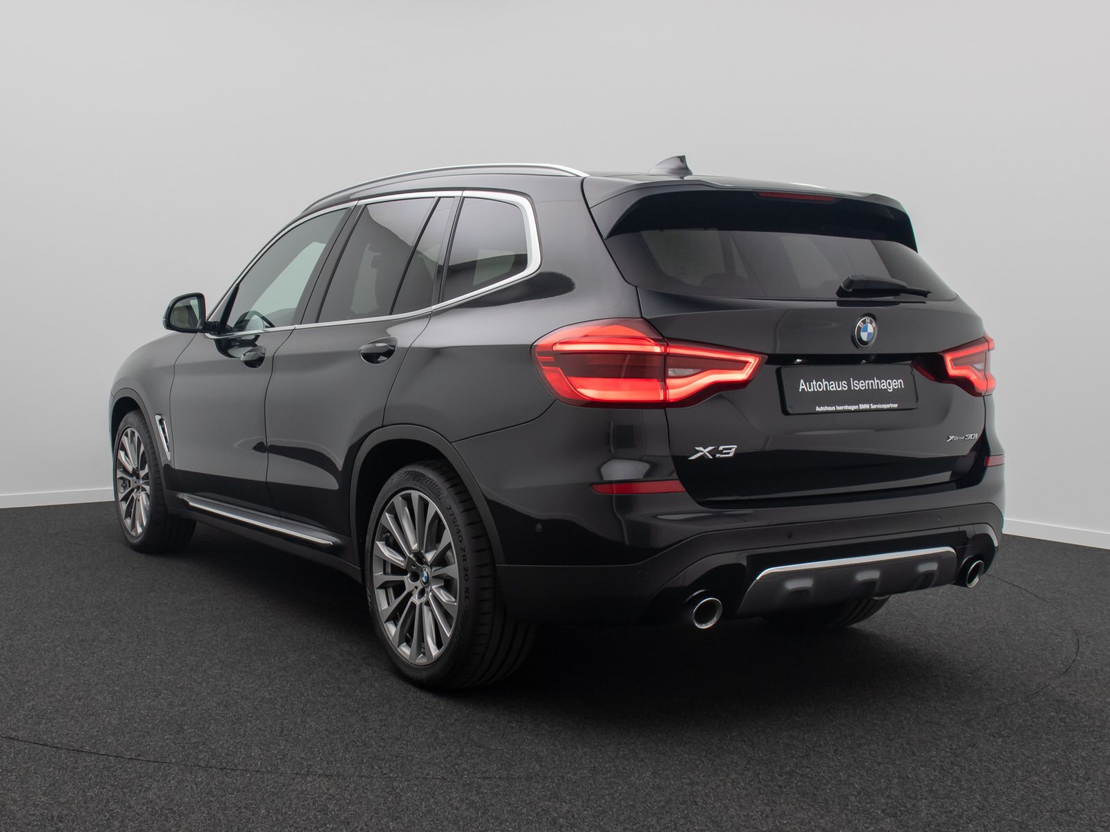 Fahrzeugabbildung BMW X3 xD30i Luxury Line 360° DisplKey Panorama HUD