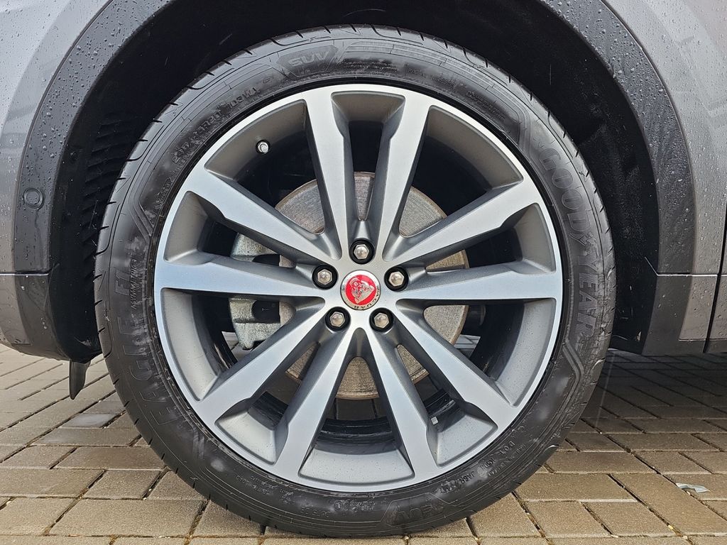 Jaguar E-Pace P300 R-Dynamic HSE