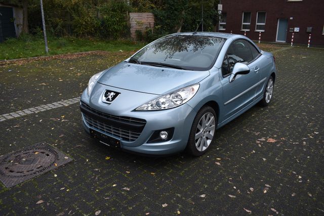 Peugeot 207 CC  Platinum*Klimaautomatik*Navi*Leder*PDC*