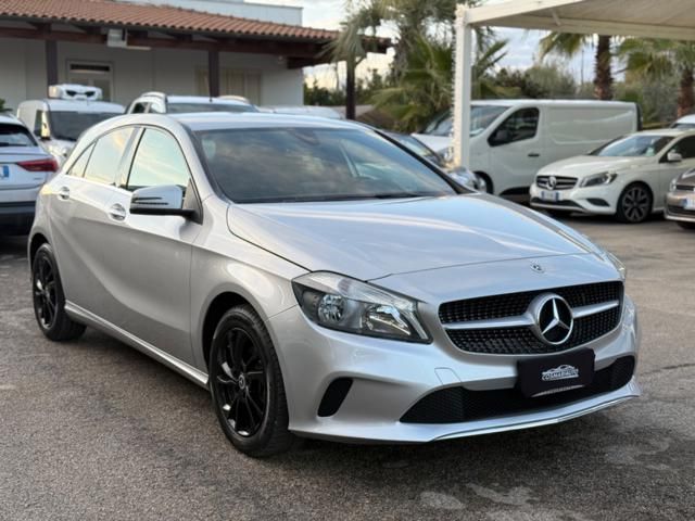 Mercedes-Benz MERCEDES-BENZ A 160 d Automatic Business *NEOPAT