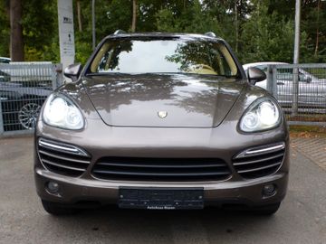 Porsche Cayenne - 2