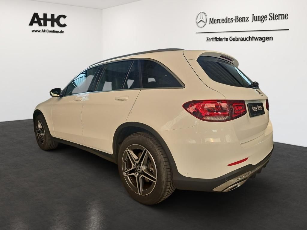 Fahrzeugabbildung Mercedes-Benz GLC 200 4M AMG Pano LED SHZ Sport el.Heck Ambie.