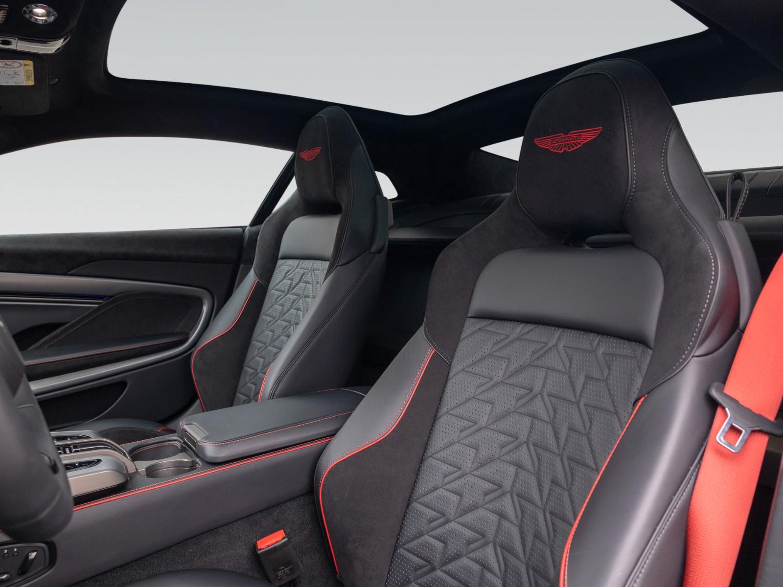 Aston Martin Vanquish | Titan Auspuff | Black Pack