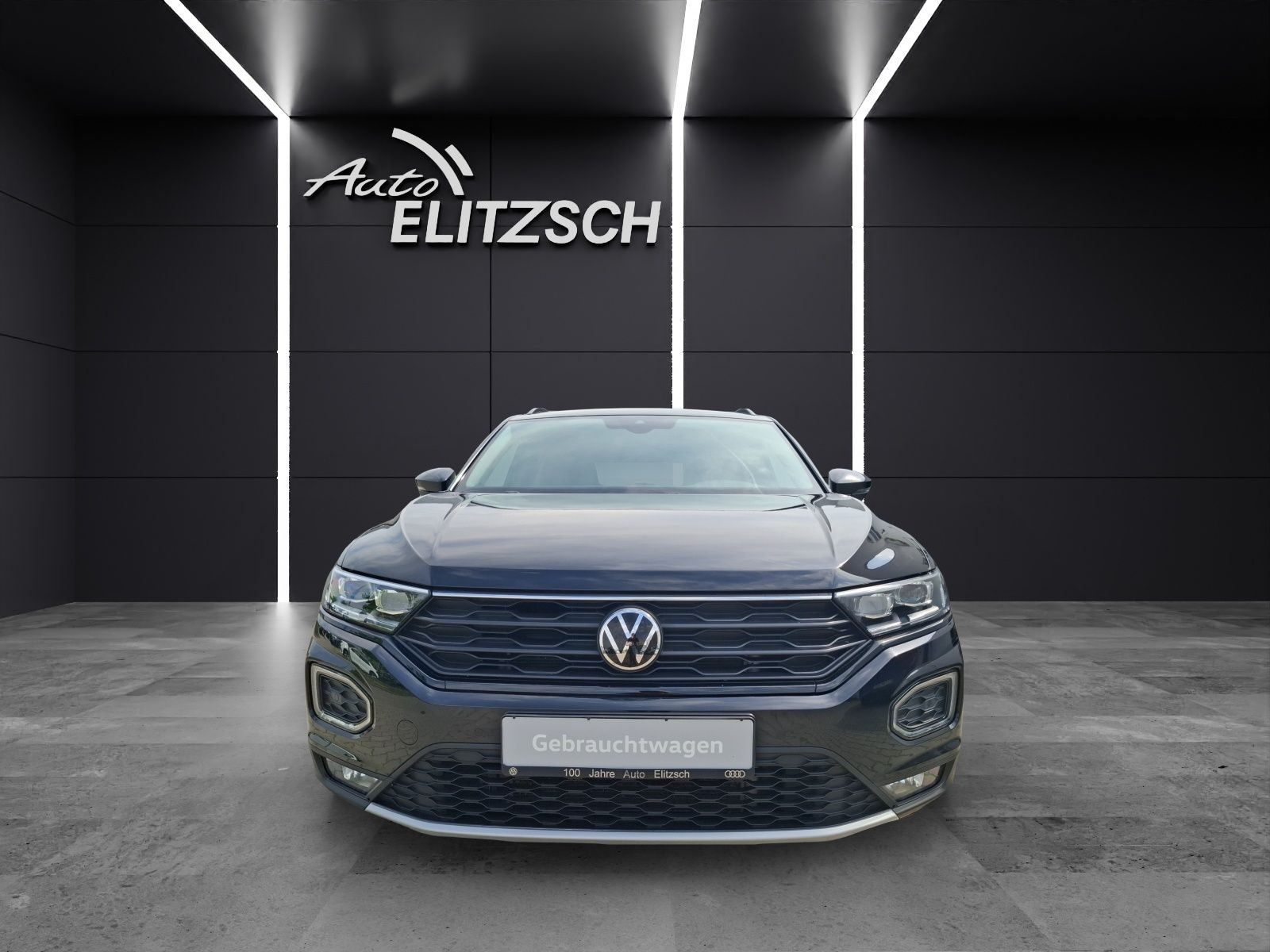Fahrzeugabbildung Volkswagen T-Roc TSI Sport DSG LED AHK CarPlay ACC RFK SH 1