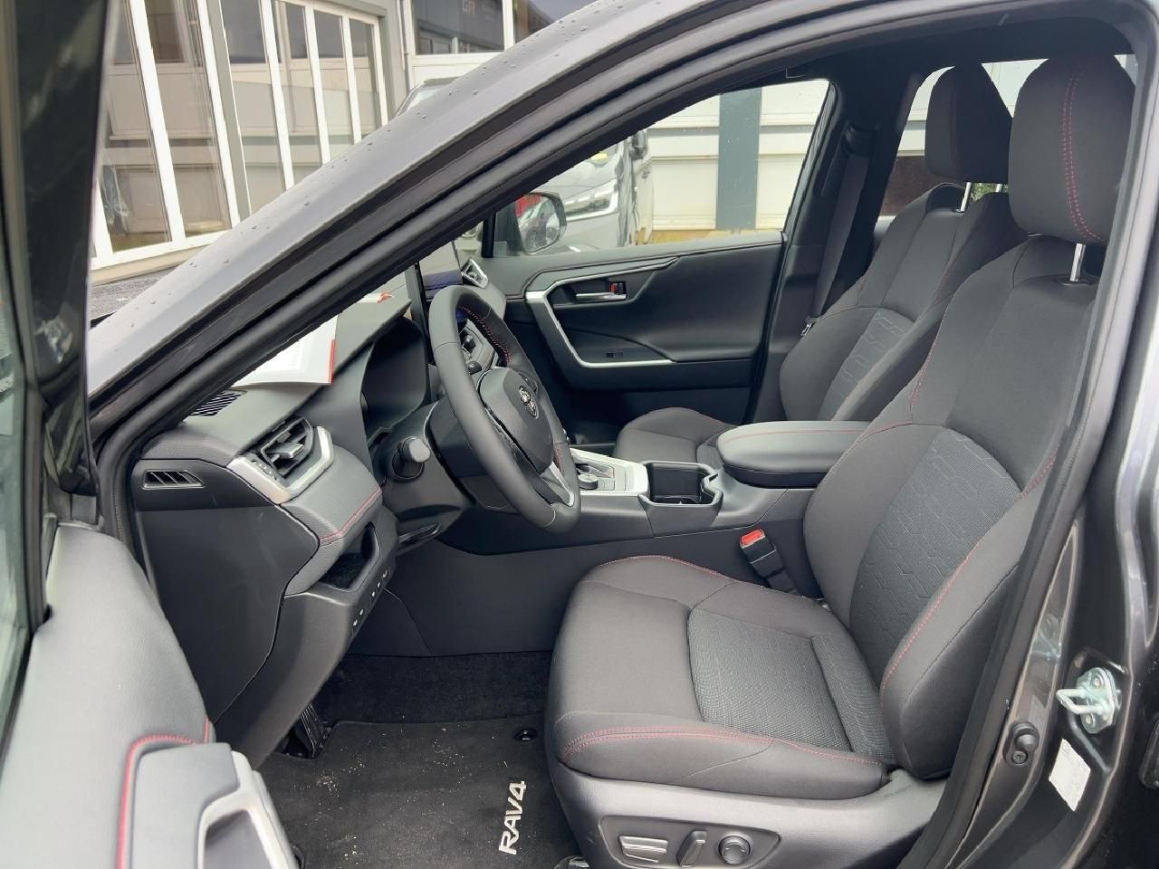 Fahrzeugabbildung Toyota RAV4 2.5 Plug-in Hybrid 4x4 Comfort