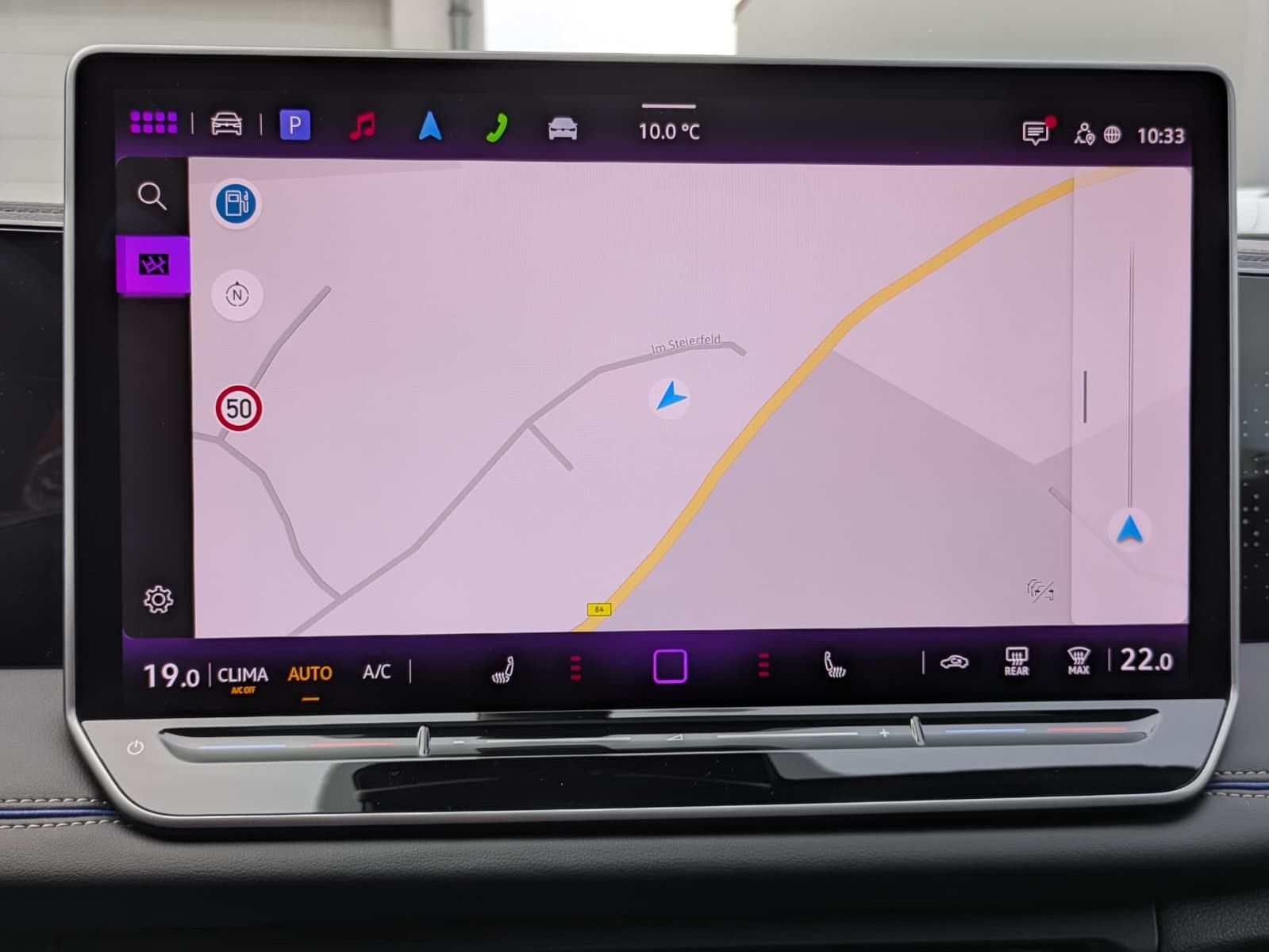 Fahrzeugabbildung Volkswagen Tiguan 2.0 TDI 4M R-Line PANO*H&K*AHK*MATRIX*20"