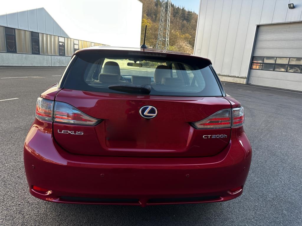 Lexus CT 200h