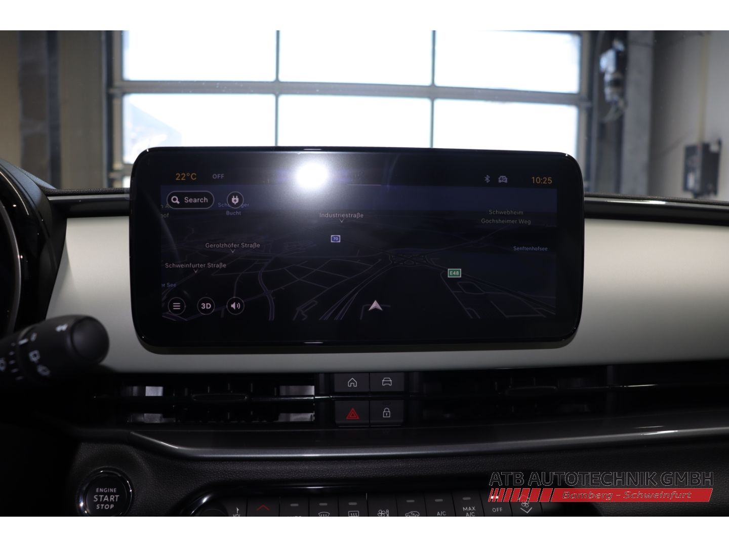 Fahrzeugabbildung Fiat 600e MY25 La Prima 115 kW Navi Massagesitze LED