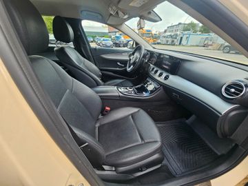 Mercedes E 200 - 10