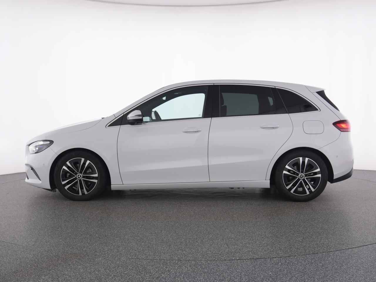 Mercedes-Benz B 180 Progressive+NavPrem+MBeam+Pano+EHeck+RFK