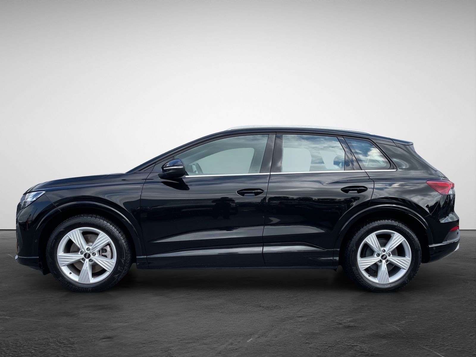 Audi Q4 e-tron 40  HeadUp Panodach Standheiz Navi LED imagem 3