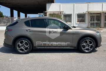 Alfa-Romeo Stelvio - 4