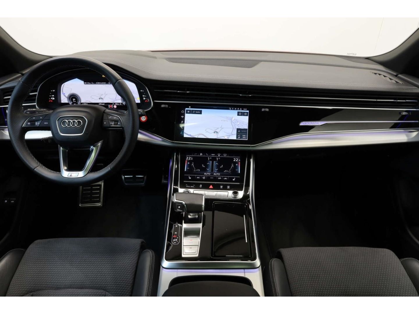Audi Q8 55 TFSI e quattro S line foto 9