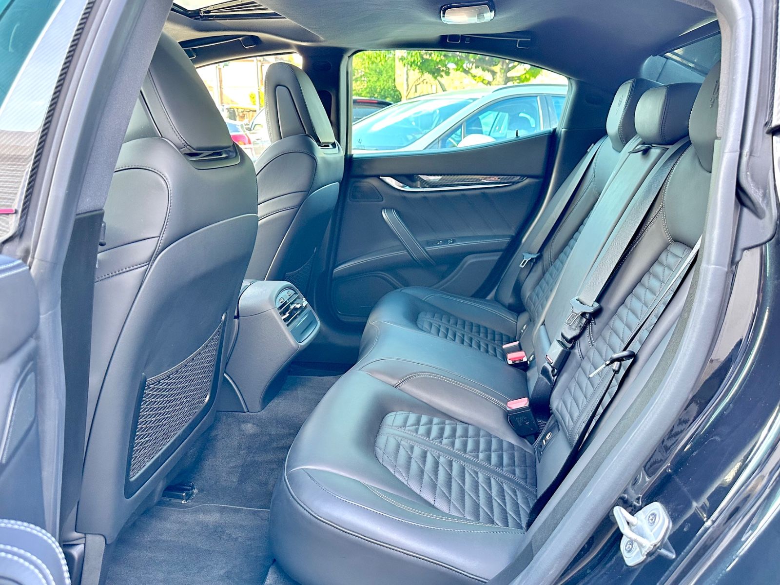 Fahrzeugabbildung Maserati GHIBLI TROFEO *VOLL+CARBON+U.V.M...!