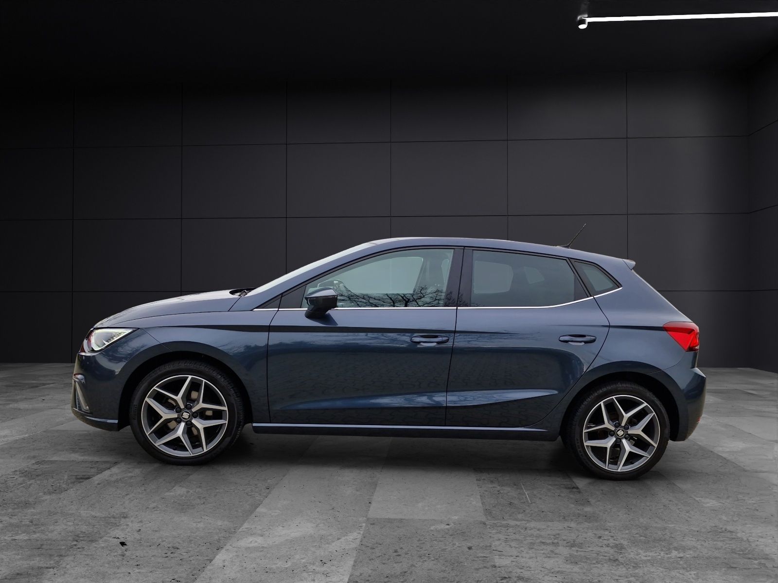 Fahrzeugabbildung SEAT Ibiza Xcellence 1.0 ECO TSI DSG ACC KAMERA LED