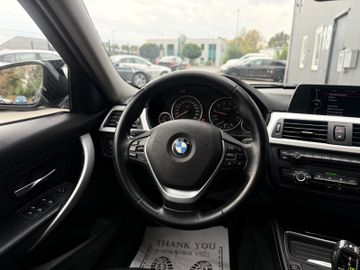 BMW 320 - 11