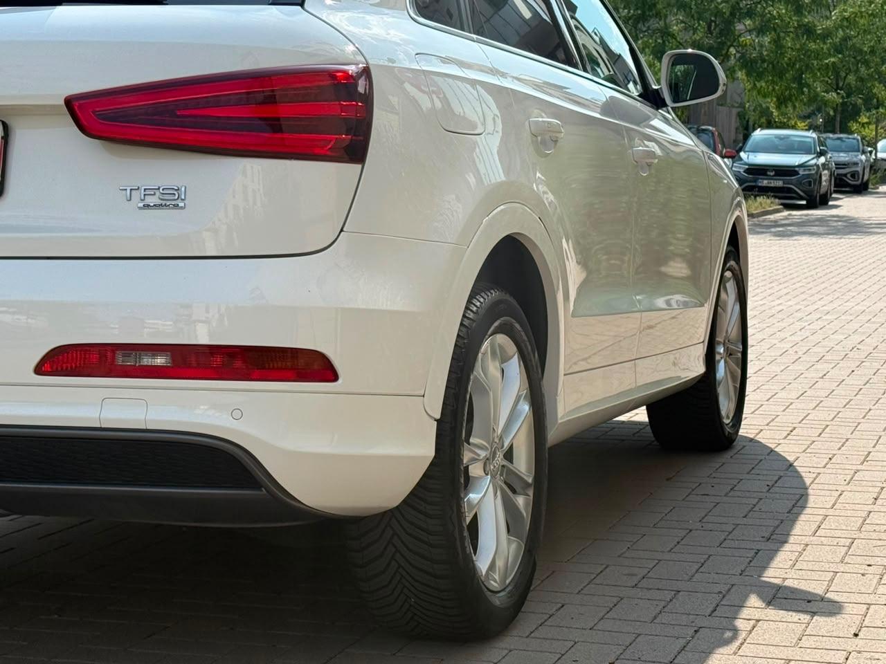 AUDI Q3 - 2.0 TFSI QUATTRO - 170 CV -  BVA - VOLANT EN CUIR