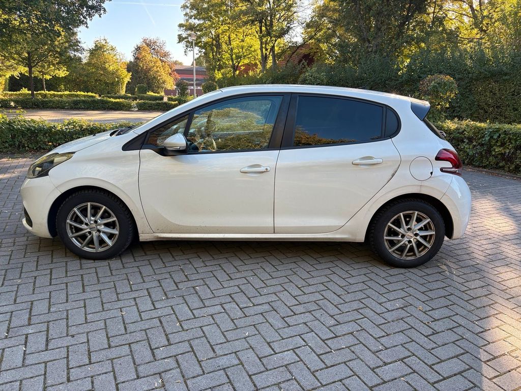 Image of Peugeot 208