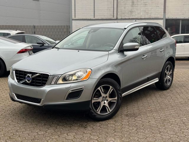 Volvo XC 60 2.4 D5  Summum AWD / AHK/R-Cam/5 Zylinder