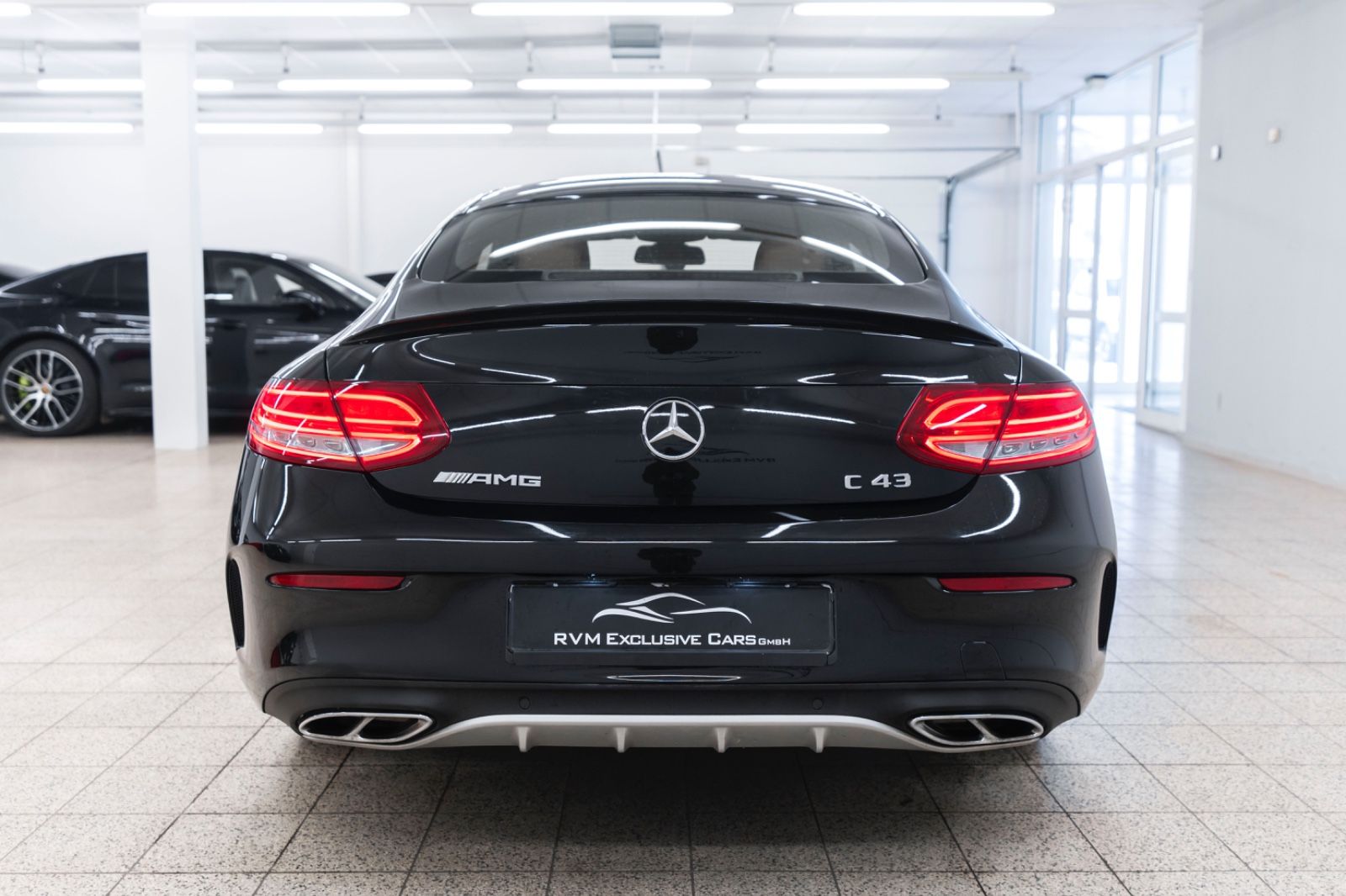 Fahrzeugabbildung Mercedes-Benz C 43 AMG 4Matic KAM LED NAV TOTW M+S