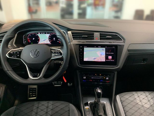 Tiguan 2.0 TDI DSG R-LINE BLACKSTYLE 4M LED+PANO