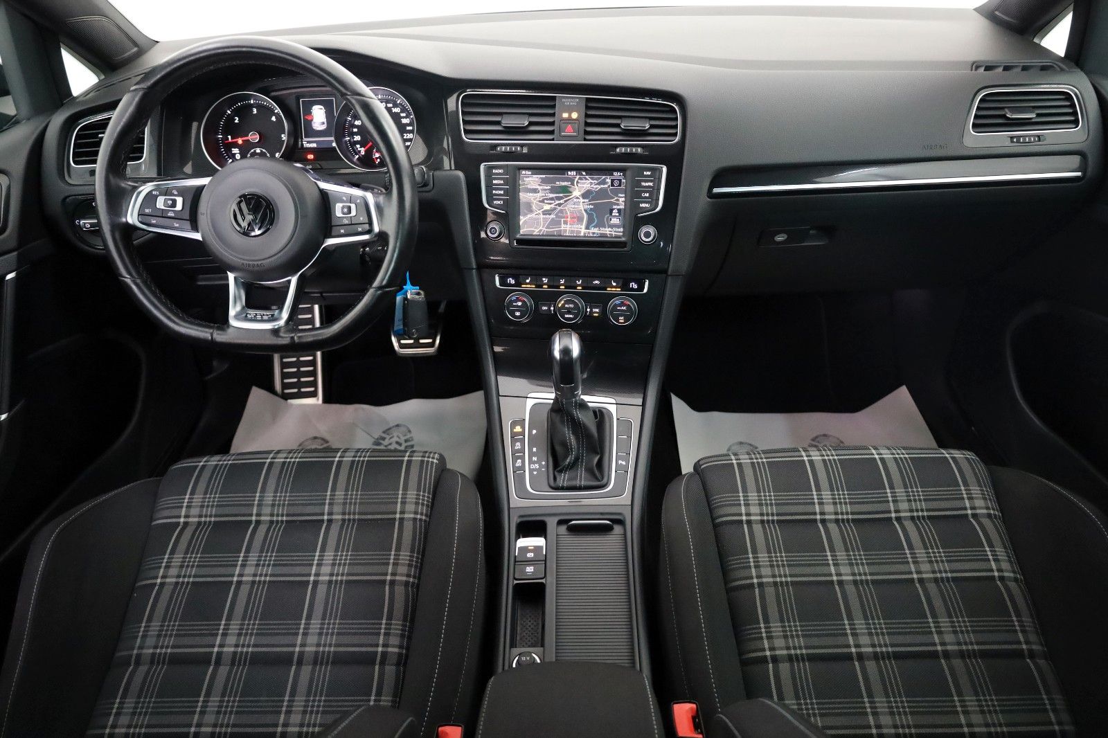 Fahrzeugabbildung Volkswagen Golf VII Lim. GTD BMT,Navi,Bi-Xenon,ACC,SR+WR